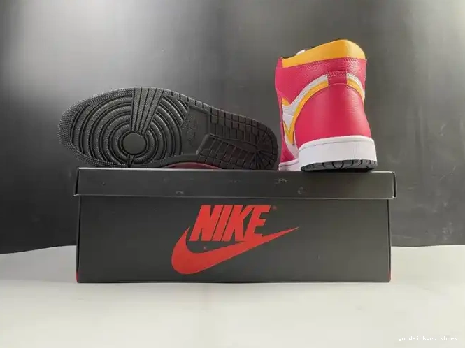 80% Off Sale Jordan OGLight Air Fusion Red High 1 555088-603 0502